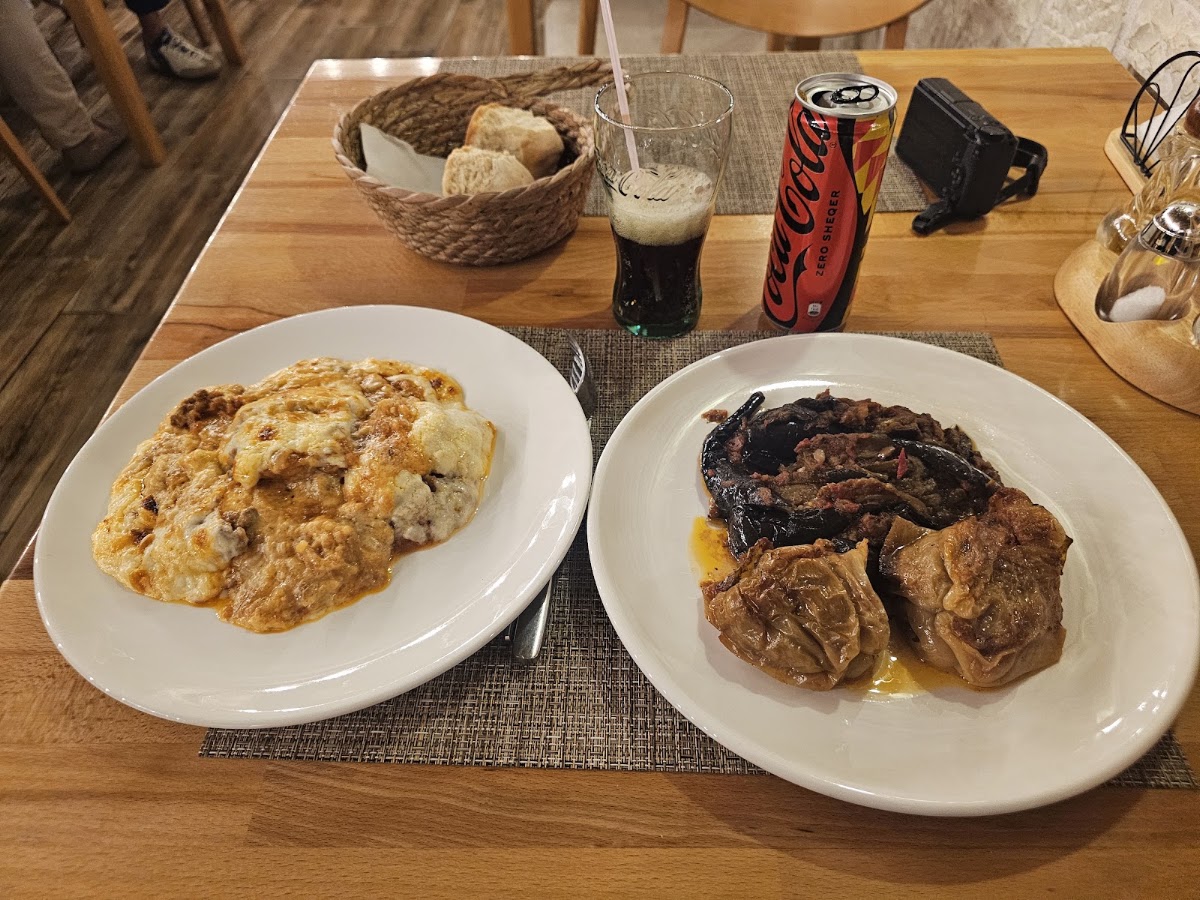 Eni Traditional Food Berat