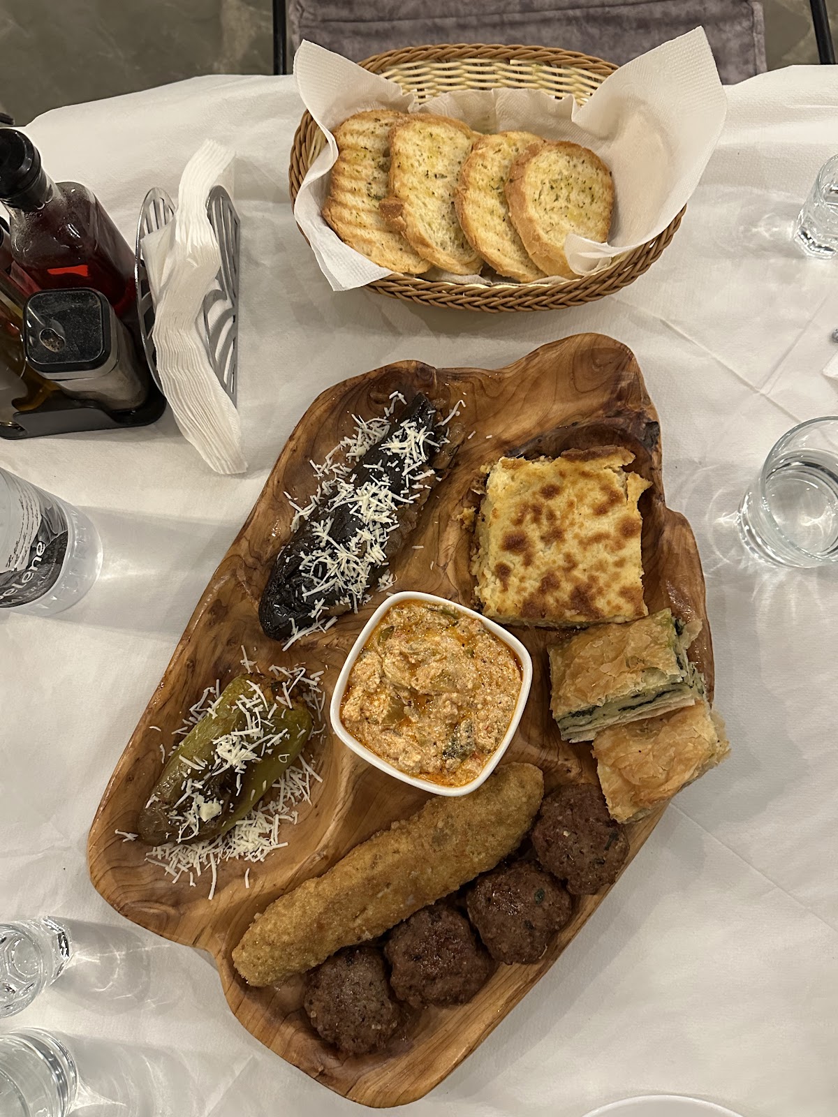 Koroni Kitchen - Traditional Restaurant Berat