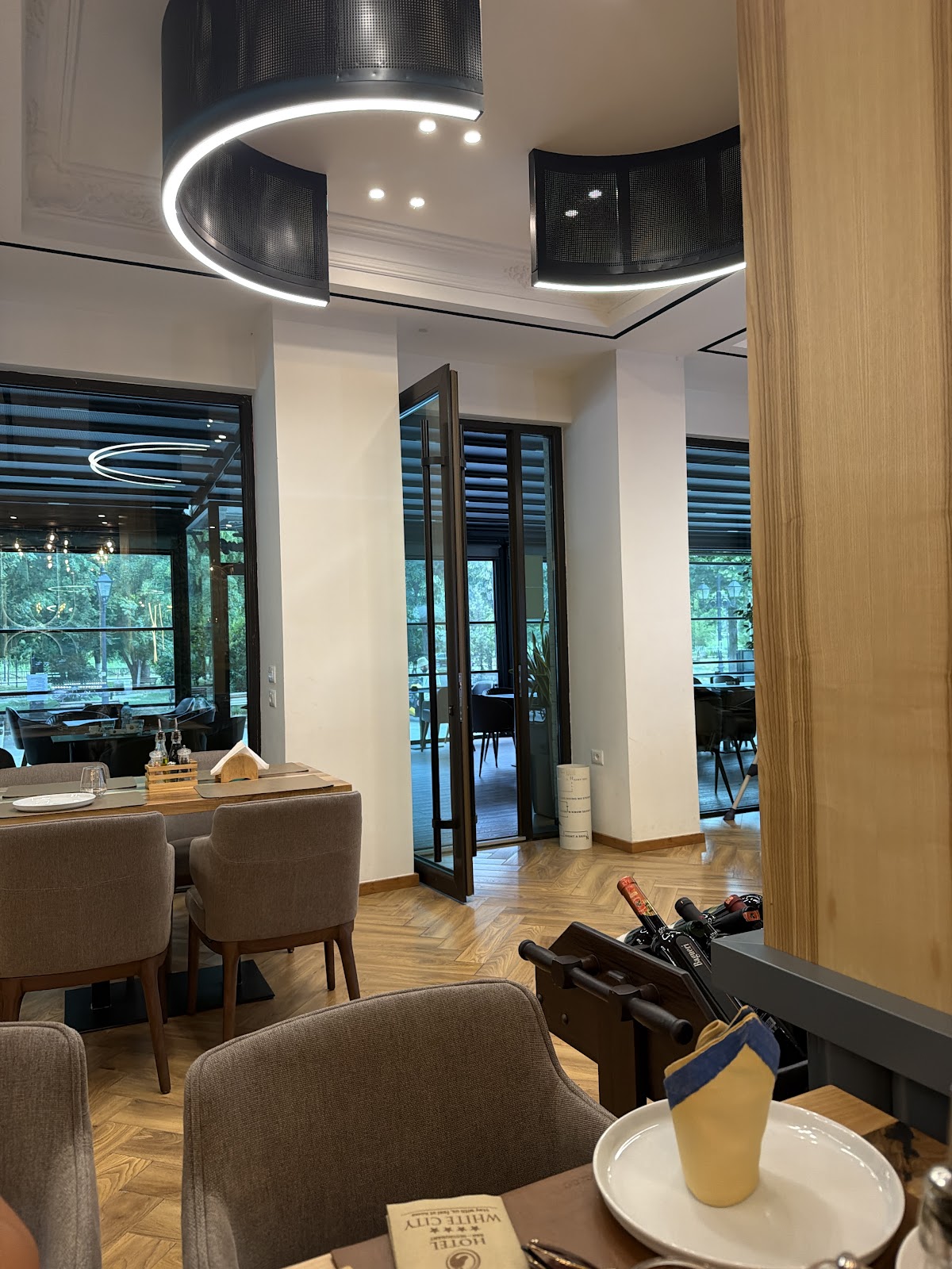 White City Bar & Restaurant