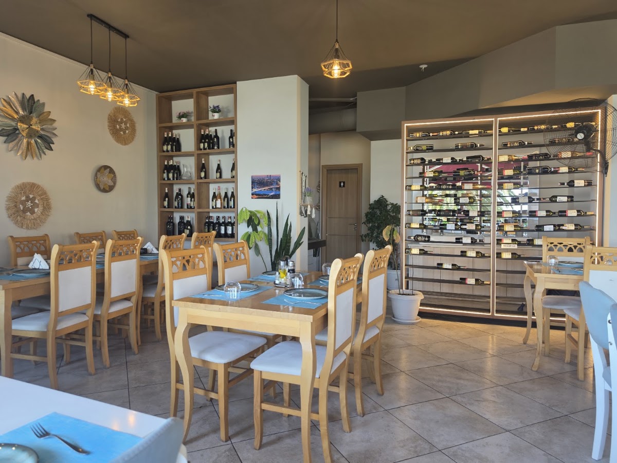 Balcony Restaurant
