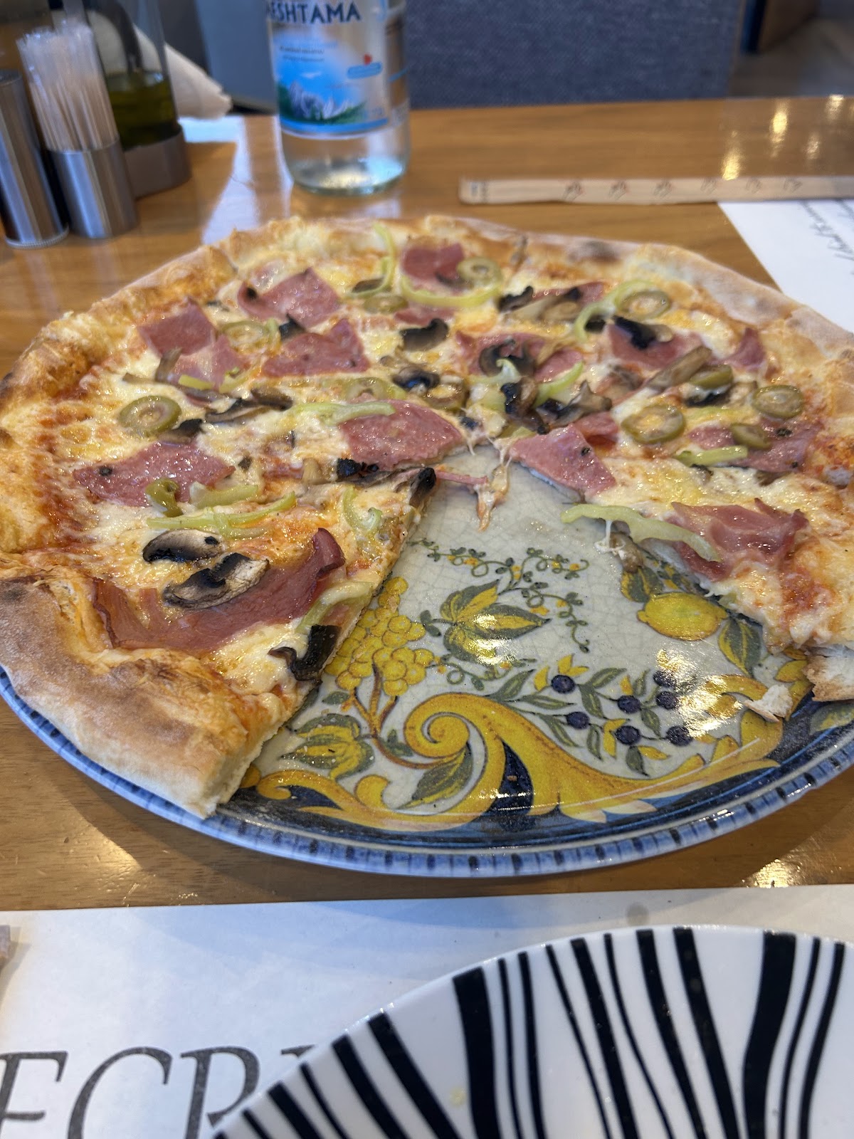 SECRET Restaurant&Pizza