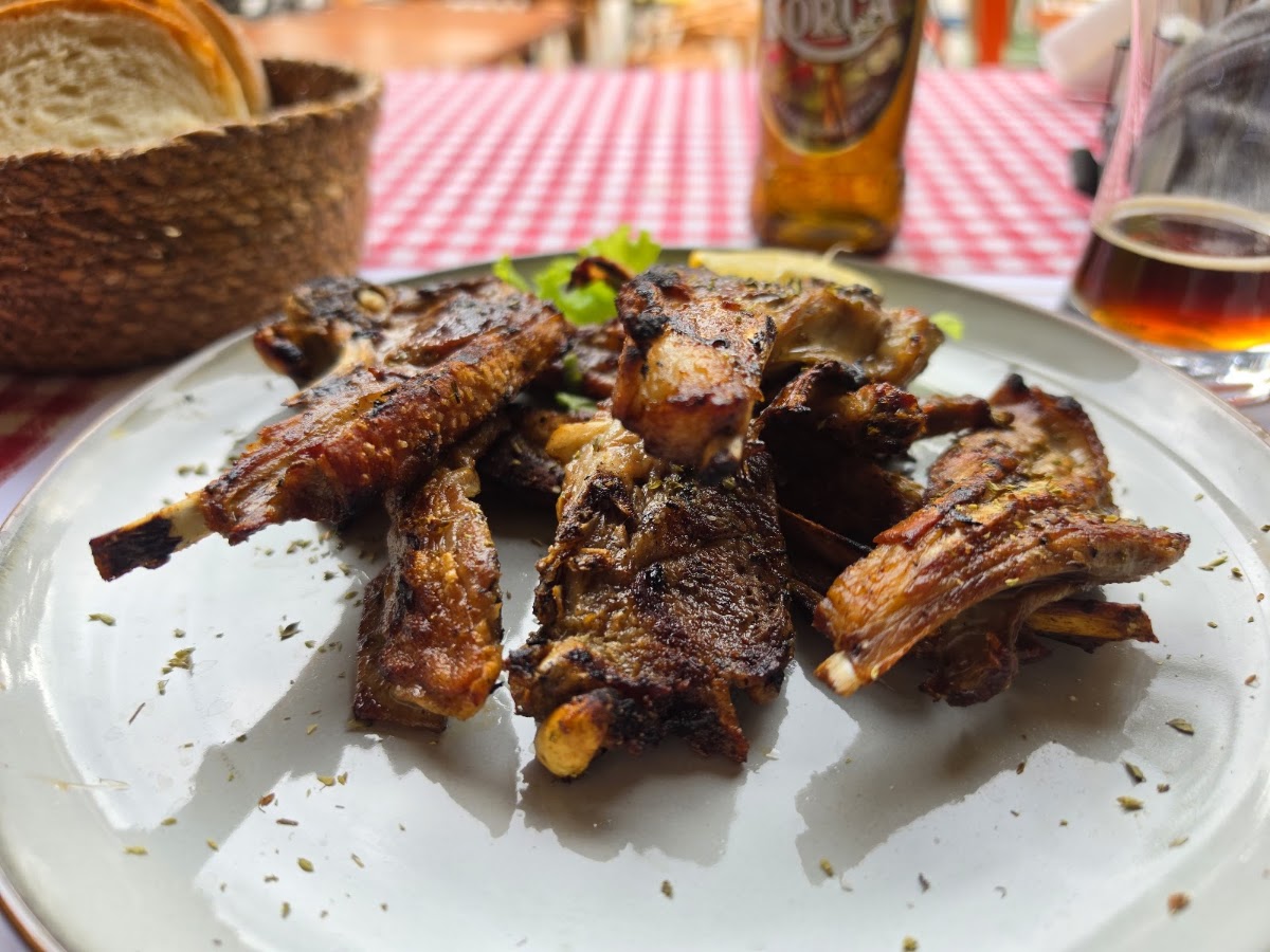 Bar Restorant Mësonjëtorja